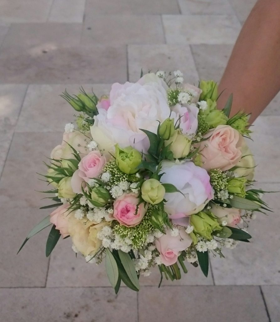 bouquet-mariée-pivoine